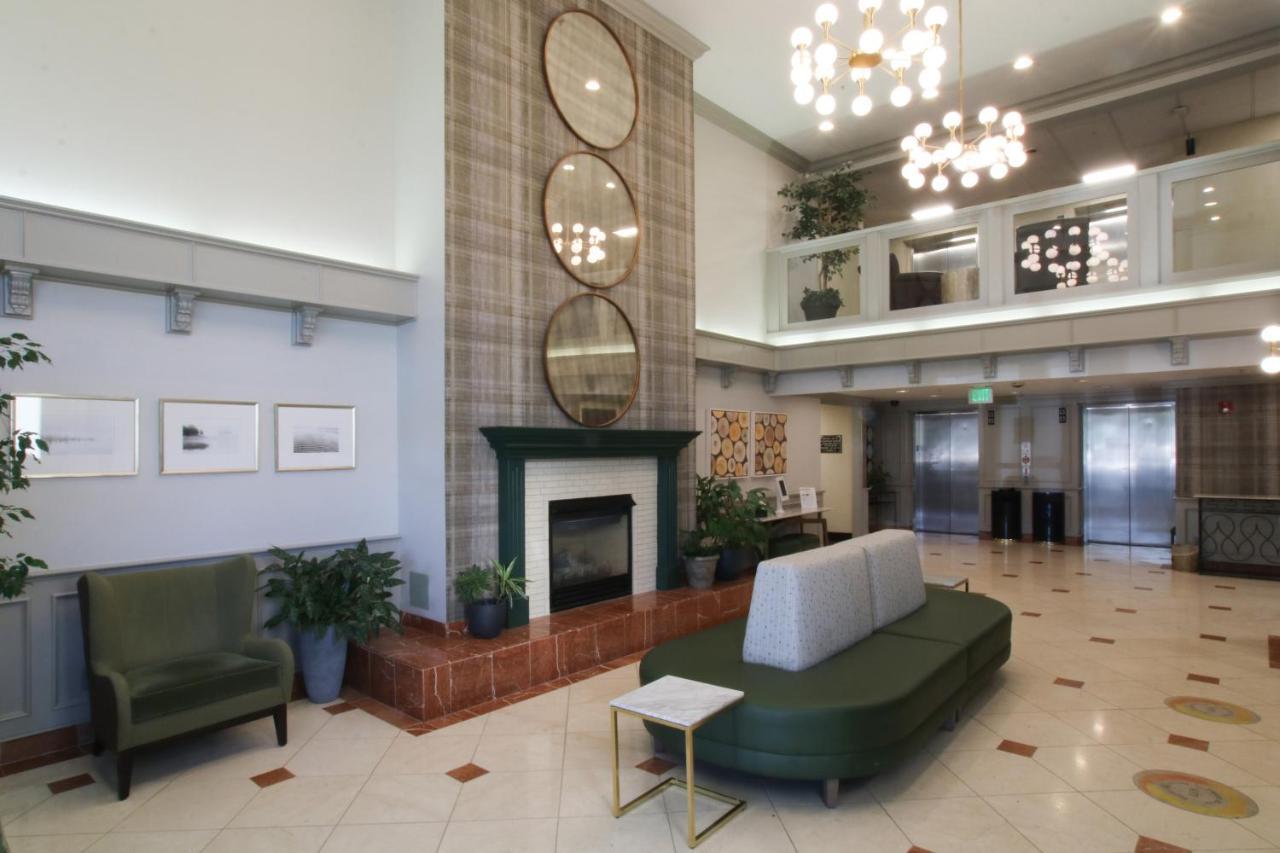 Oxford Suites Спокан-Вэлли Экстерьер фото